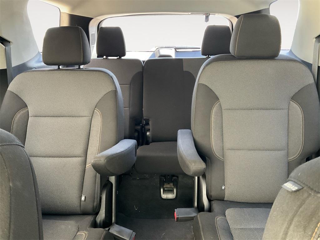 used 2021 Chevrolet Traverse car, priced at $16,733