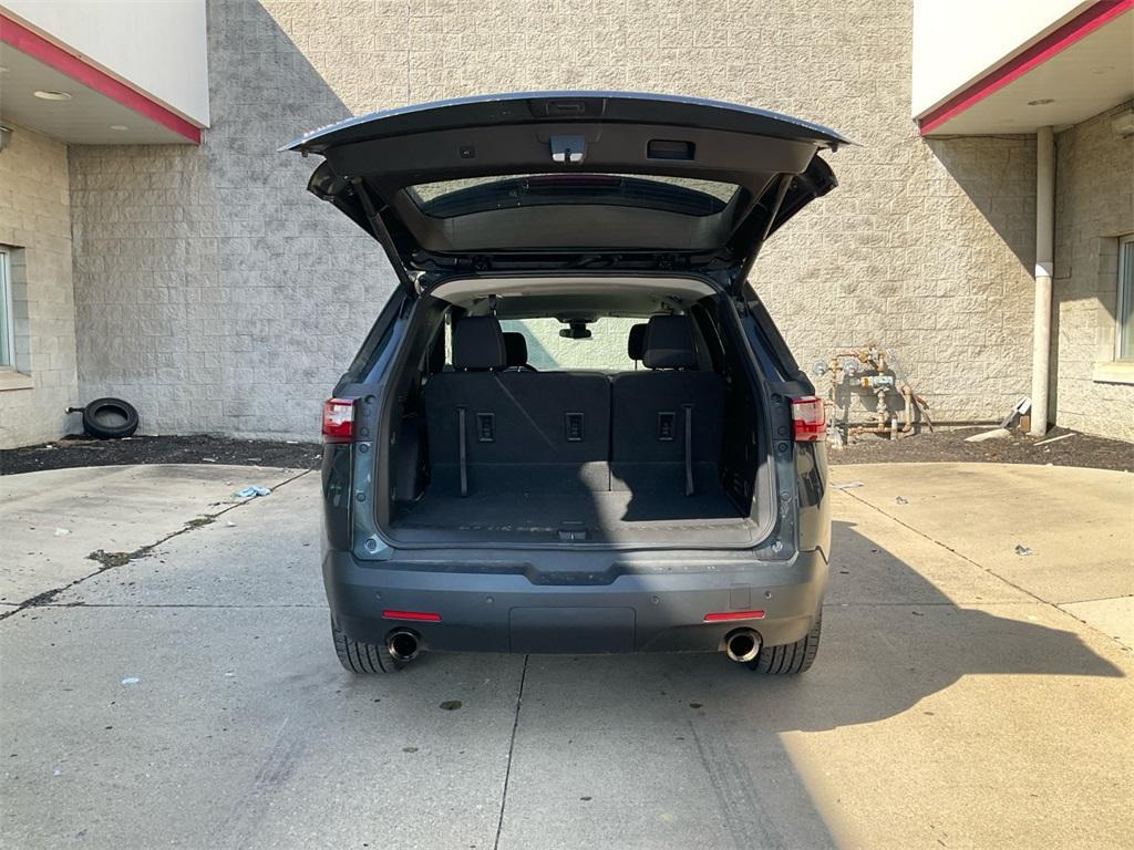 used 2021 Chevrolet Traverse car, priced at $16,733