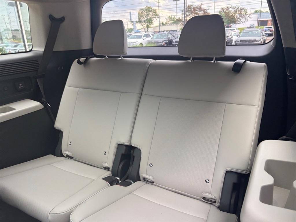 used 2024 Hyundai Santa Fe car