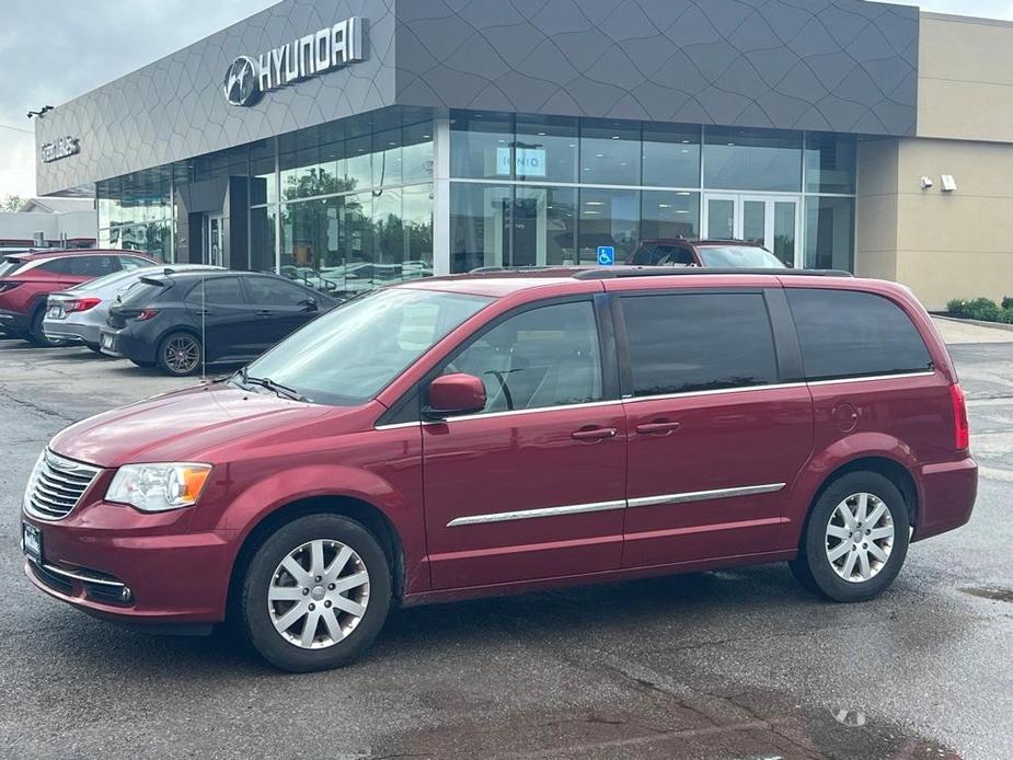 used 2014 Chrysler Town & Country car, priced at $5,977