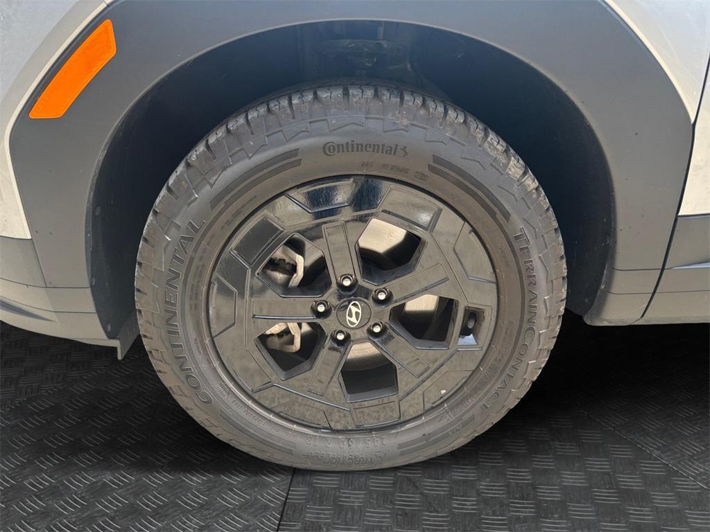 used 2025 Hyundai Santa Fe car, priced at $36,933