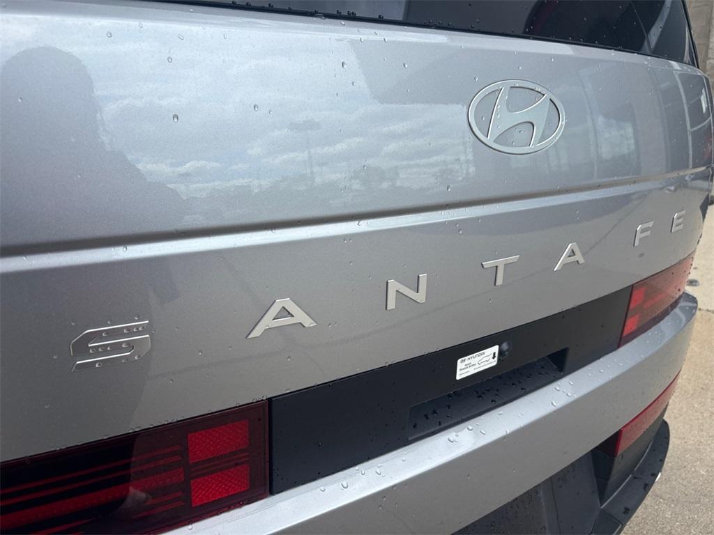 used 2025 Hyundai Santa Fe car, priced at $32,977