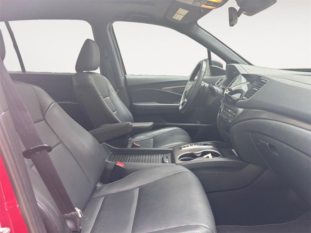 used 2022 Honda Passport car, priced at $32,277