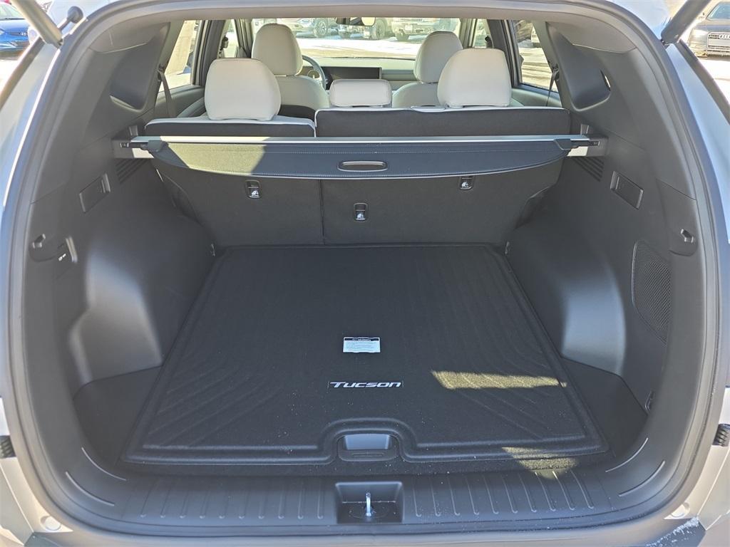 new 2025 Hyundai Tucson car, priced at $38,882