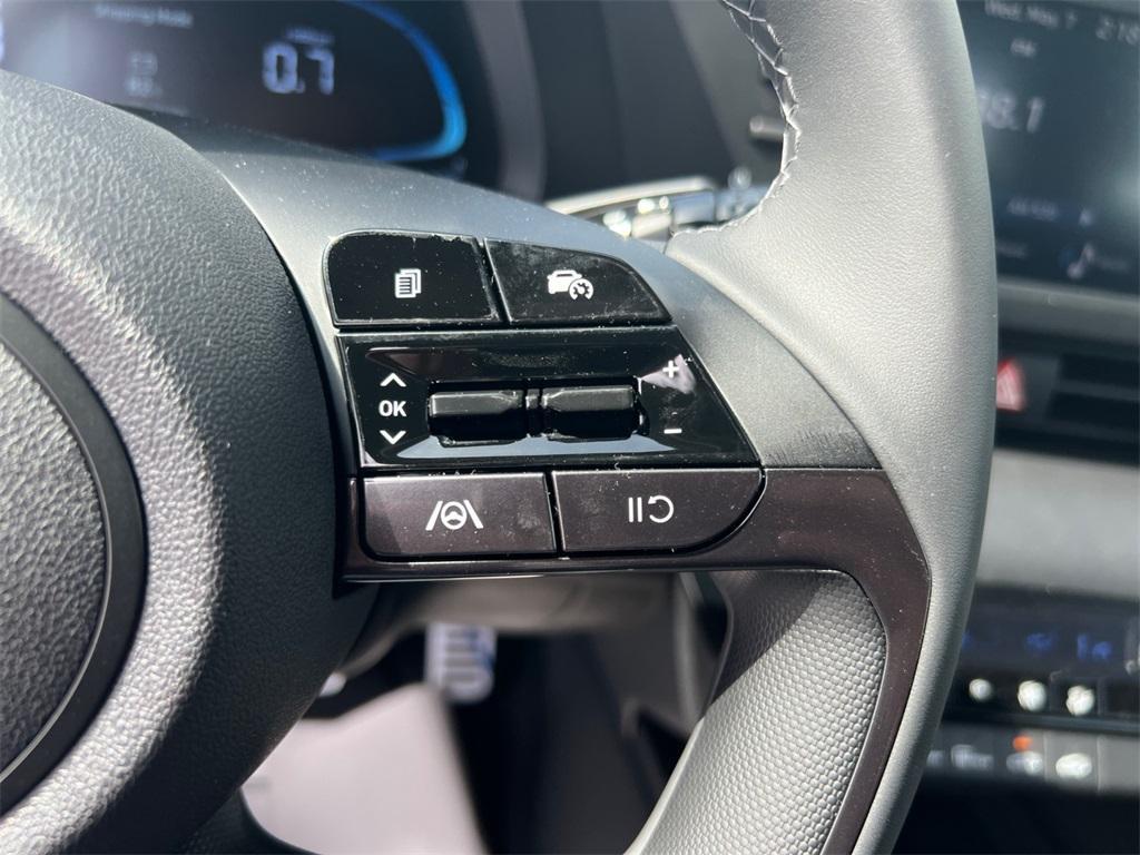 new 2025 Hyundai Elantra car, priced at $24,024