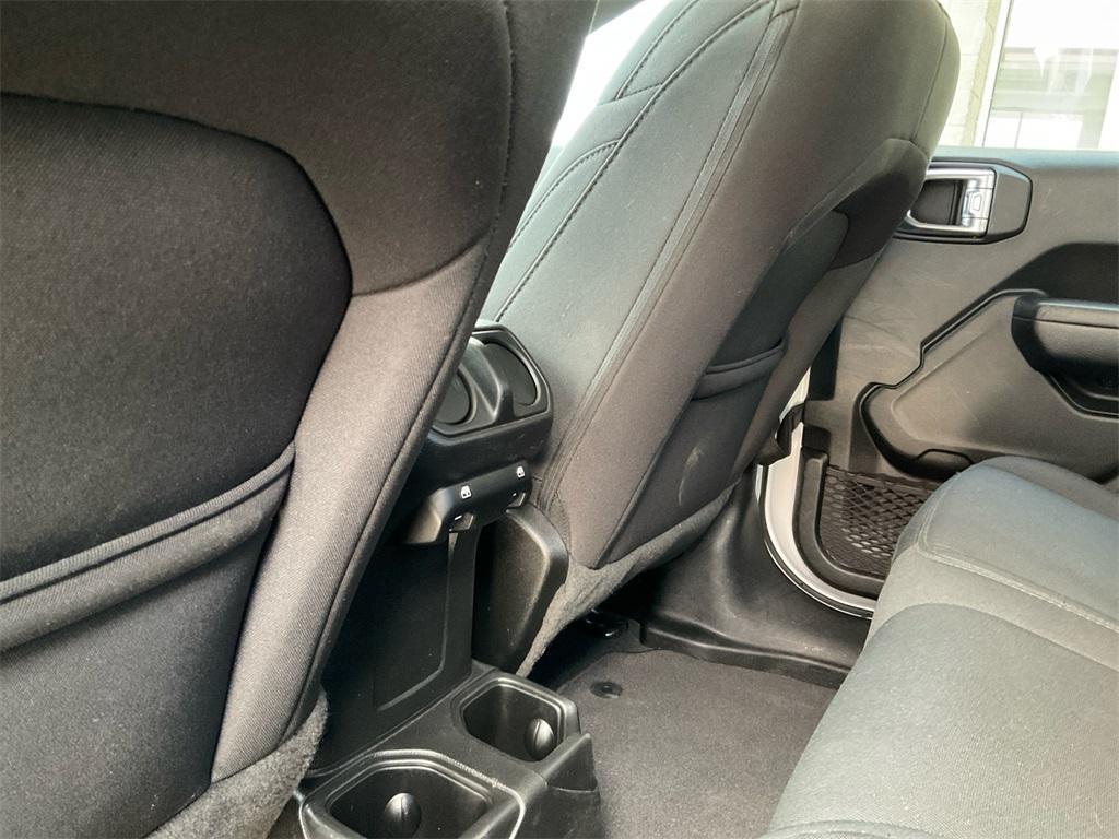 used 2023 Jeep Gladiator car, priced at $27,477