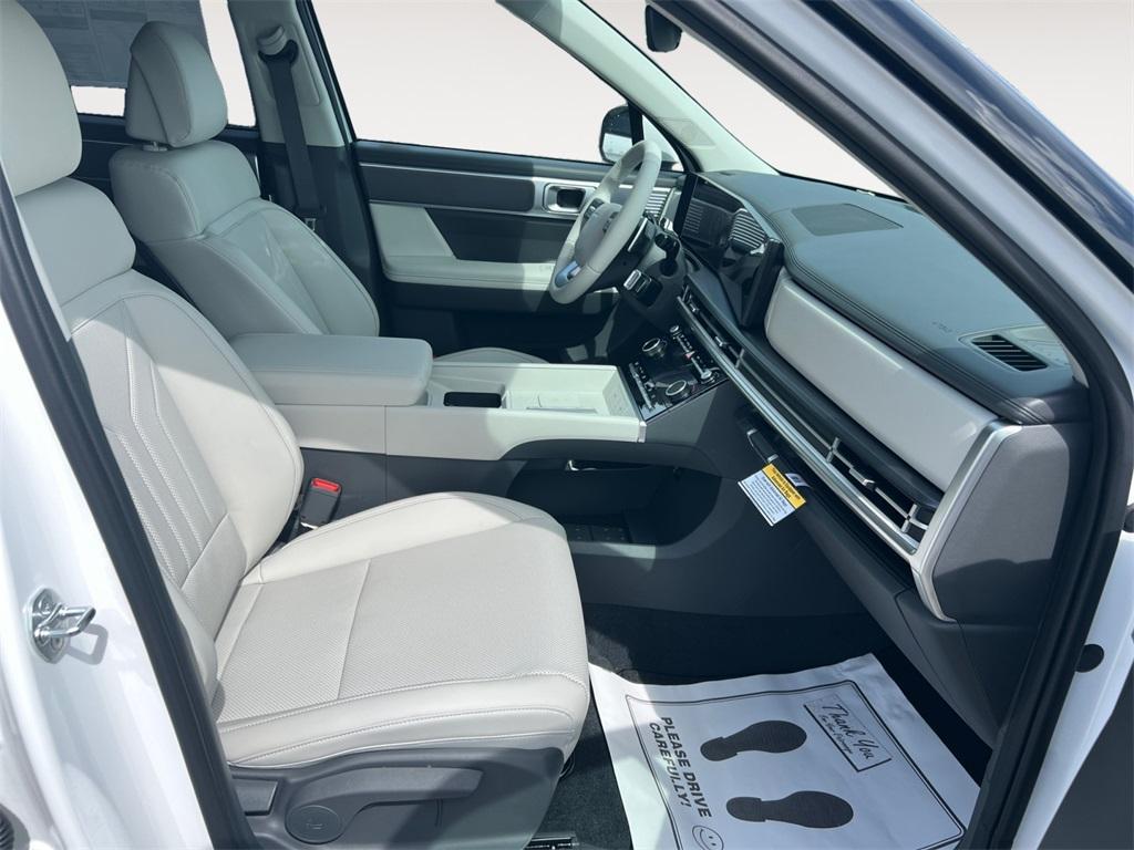 new 2025 Hyundai Santa Fe car, priced at $36,996