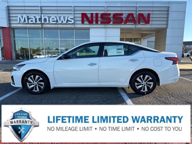 new 2025 Nissan Altima car, priced at $26,916