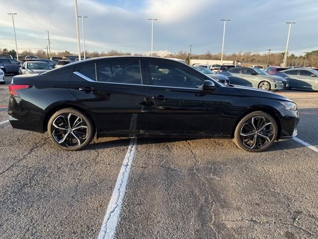 new 2025 Nissan Altima car, priced at $28,550