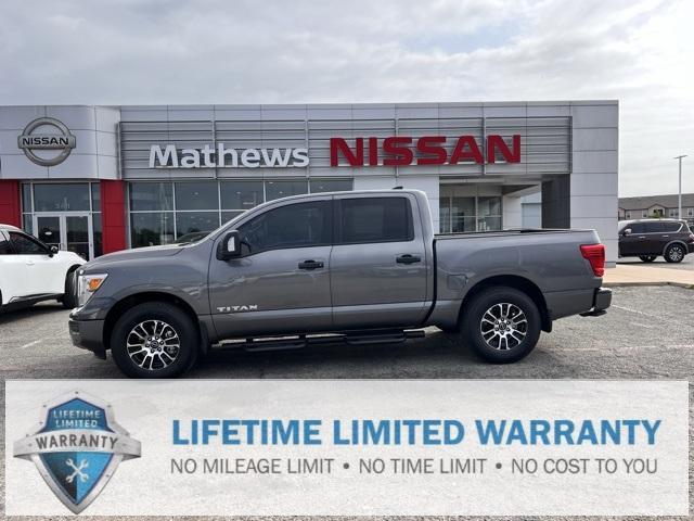 new 2024 Nissan Titan car, priced at $45,587