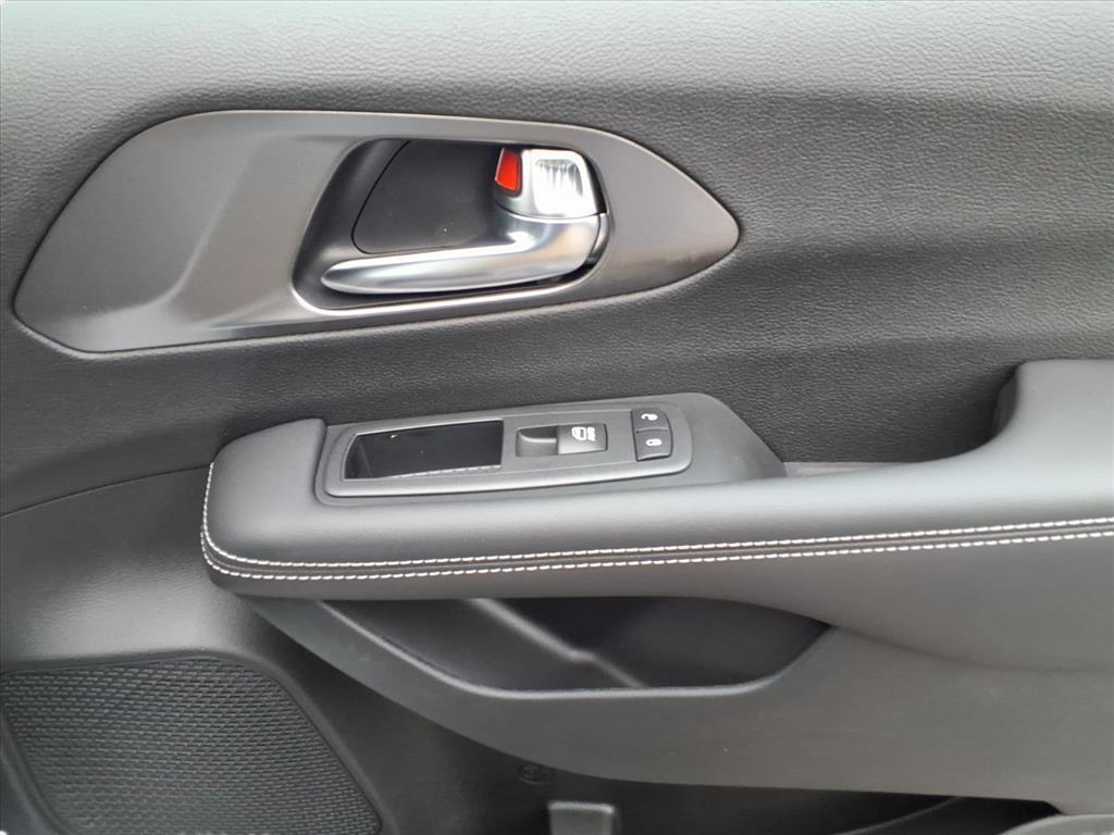 new 2026 Chrysler Pacifica car, priced at $40,107