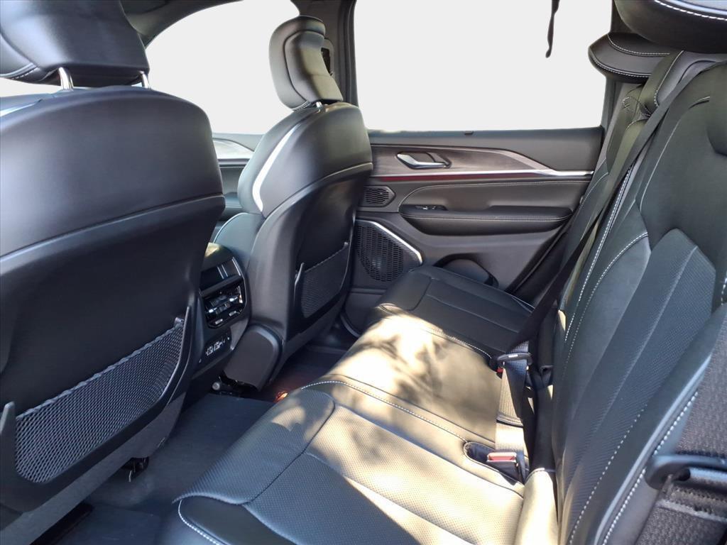 new 2025 Jeep Grand Cherokee car, priced at $54,708