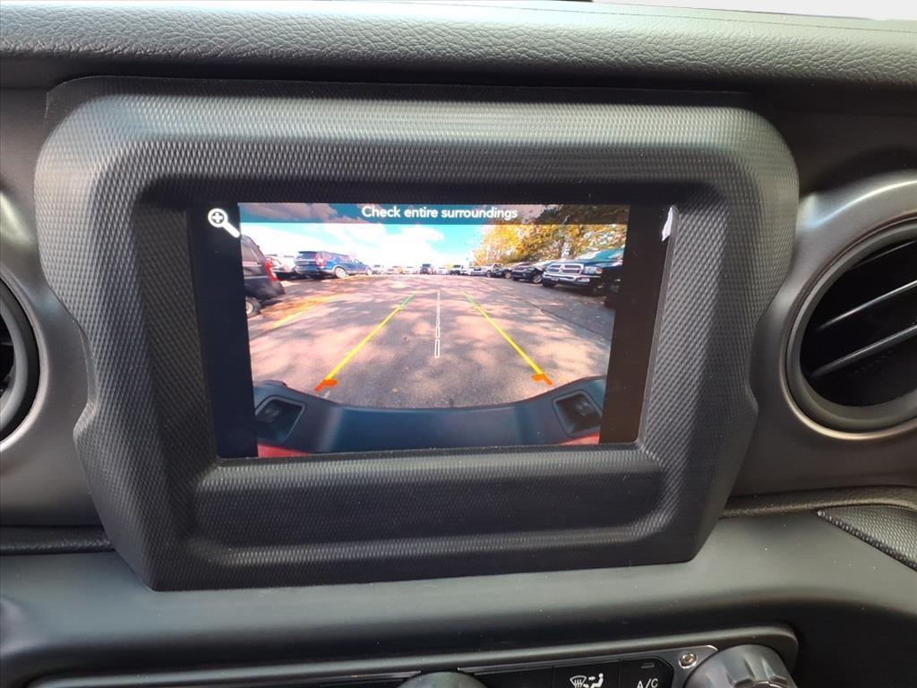 used 2023 Jeep Gladiator car, priced at $33,200