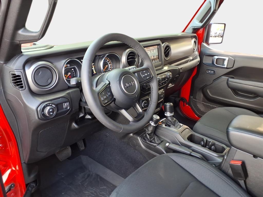 used 2023 Jeep Gladiator car, priced at $33,200