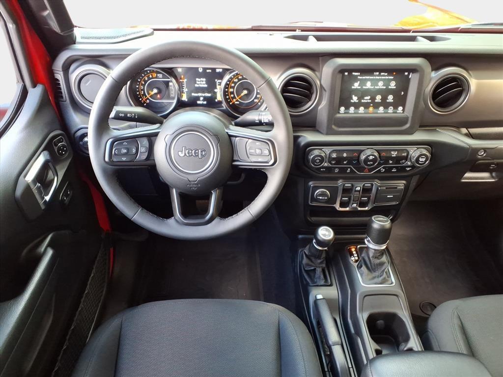 used 2023 Jeep Gladiator car, priced at $33,200