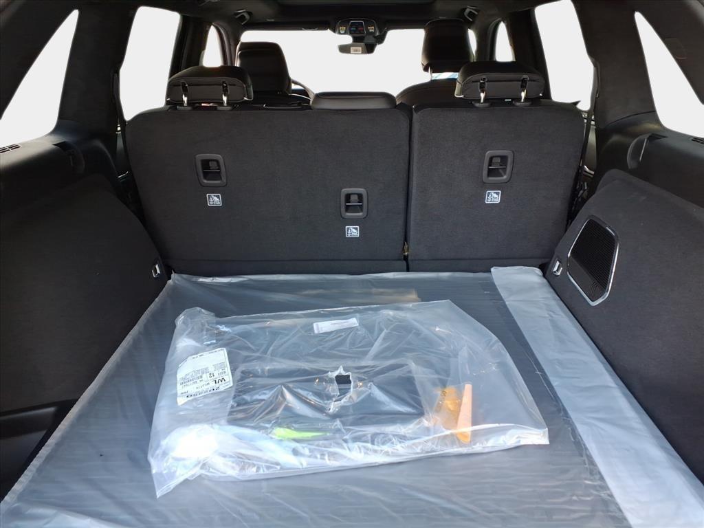 new 2025 Jeep Grand Cherokee car, priced at $54,658