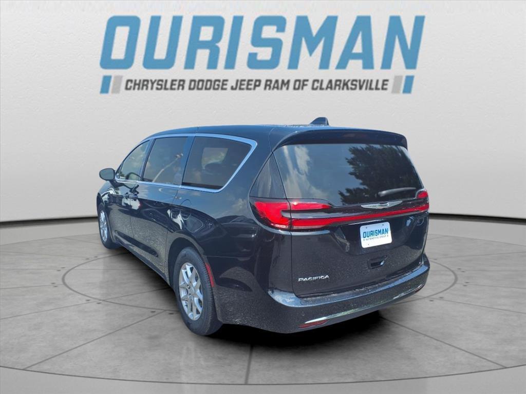 new 2025 Chrysler Pacifica car, priced at $39,456