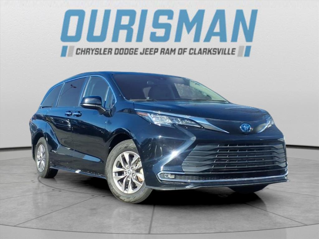 used 2023 Toyota Sienna car, priced at $35,195
