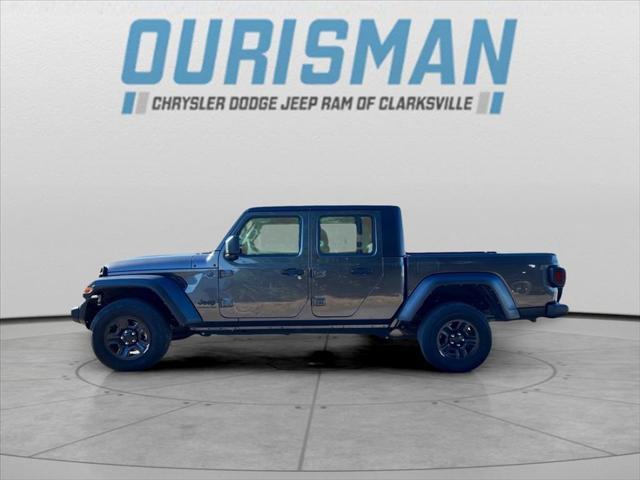 used 2022 Jeep Gladiator car, priced at $30,000