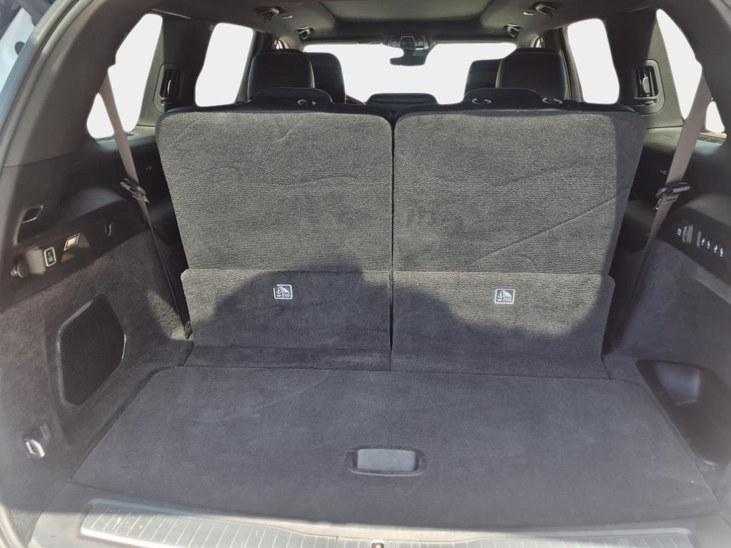 used 2024 Jeep Grand Cherokee L car, priced at $41,604