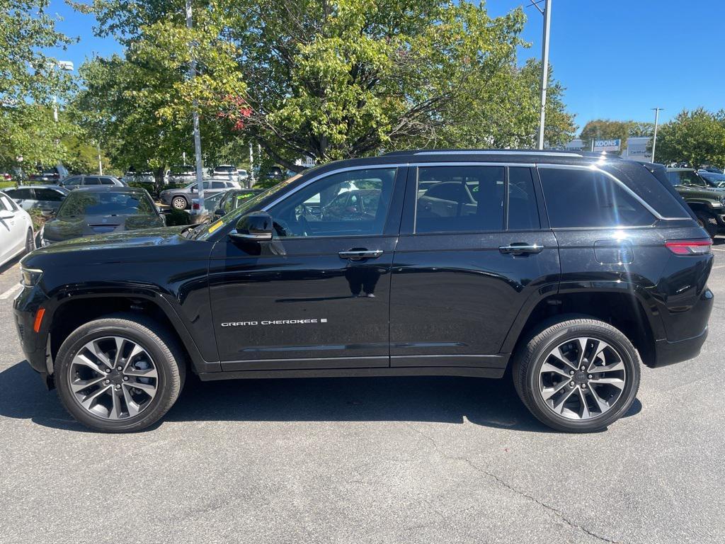 used 2022 Jeep Grand Cherokee car, priced at $32,900