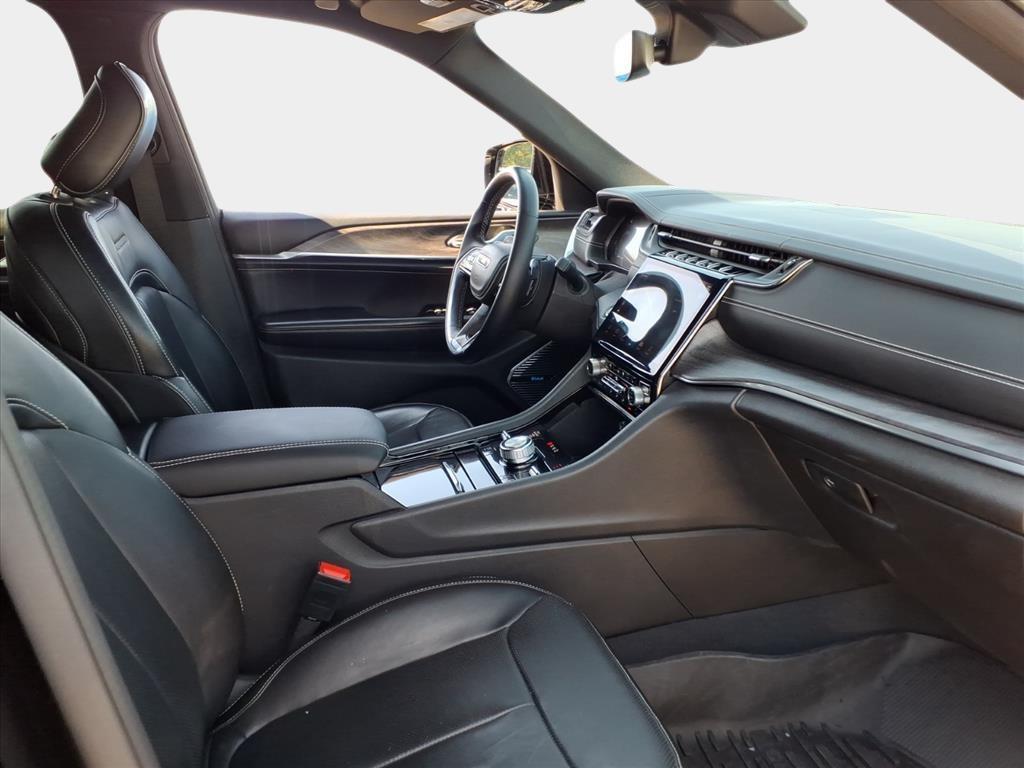 used 2022 Jeep Grand Cherokee car, priced at $30,819