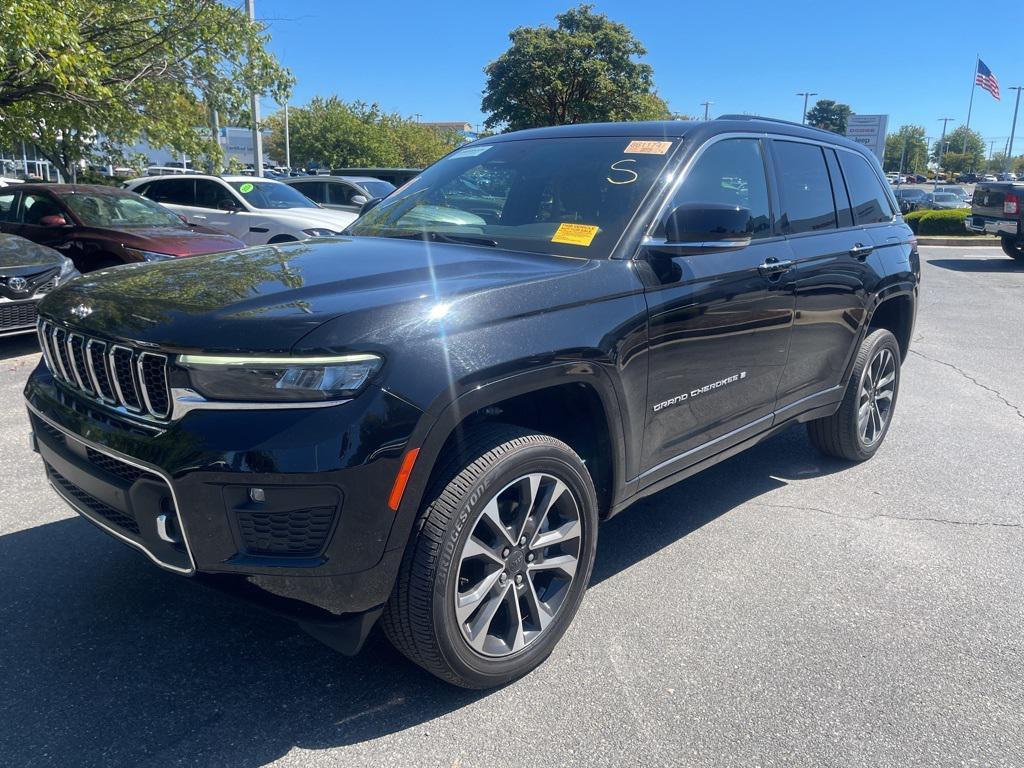 used 2022 Jeep Grand Cherokee car, priced at $32,900