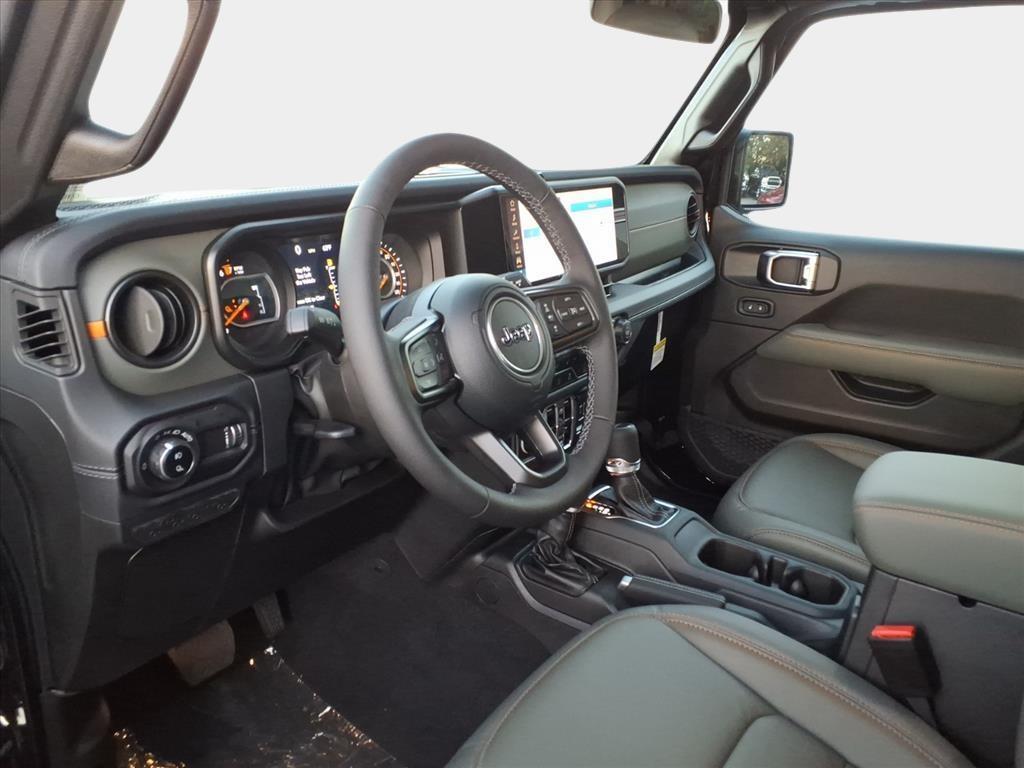 new 2025 Jeep Gladiator car, priced at $47,489