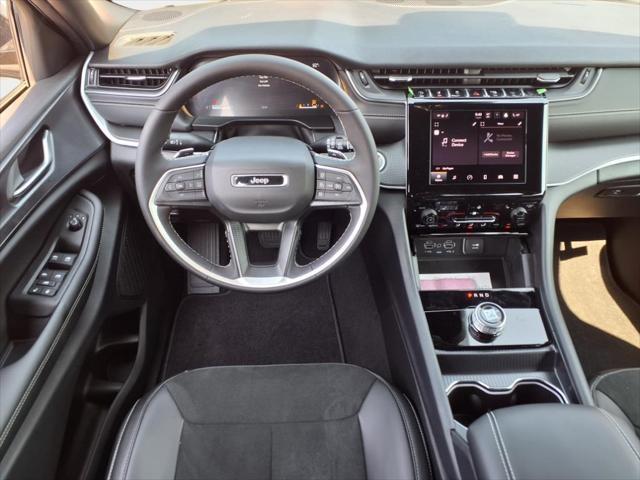 new 2025 Jeep Grand Cherokee L car, priced at $43,159
