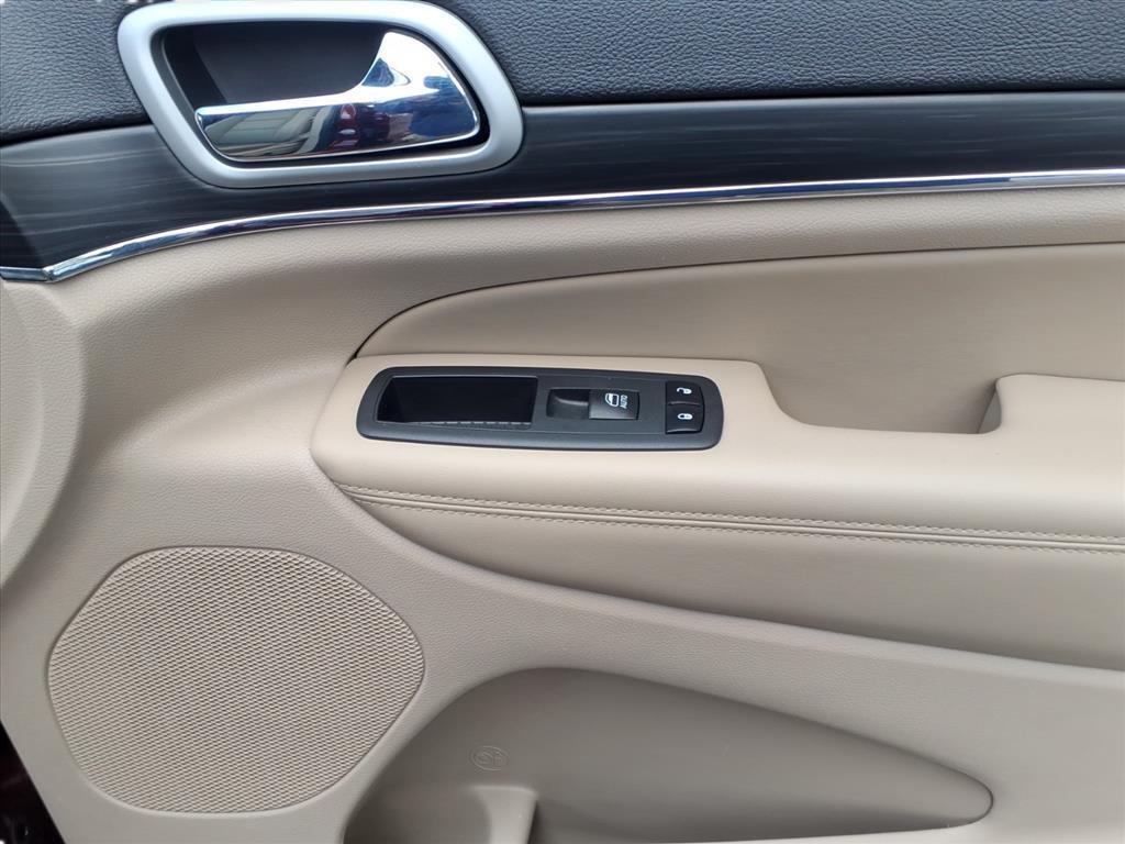 used 2021 Jeep Grand Cherokee car, priced at $23,700