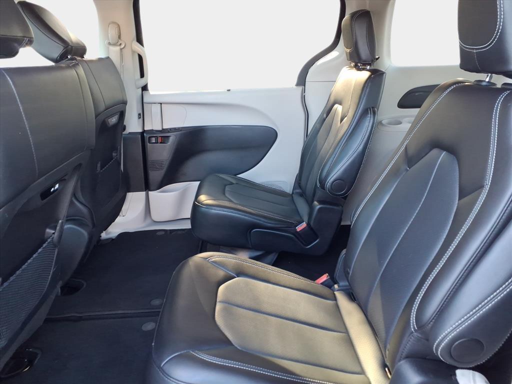 used 2024 Chrysler Pacifica car, priced at $27,200