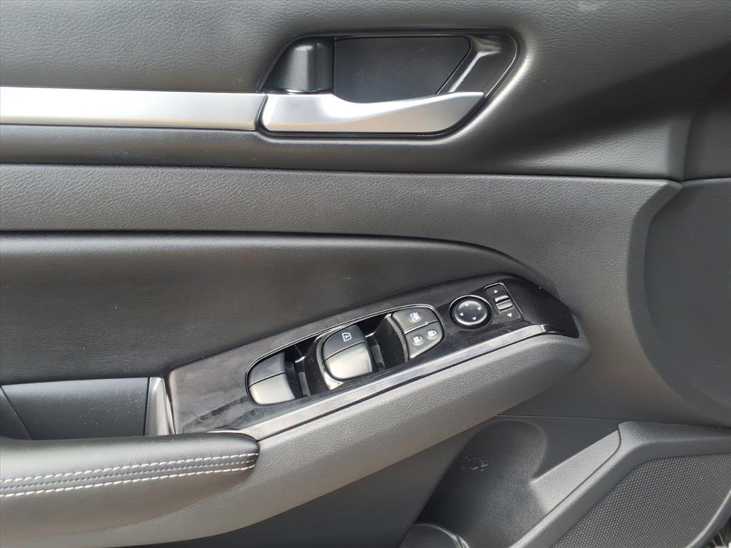 used 2023 Nissan Altima car, priced at $18,500