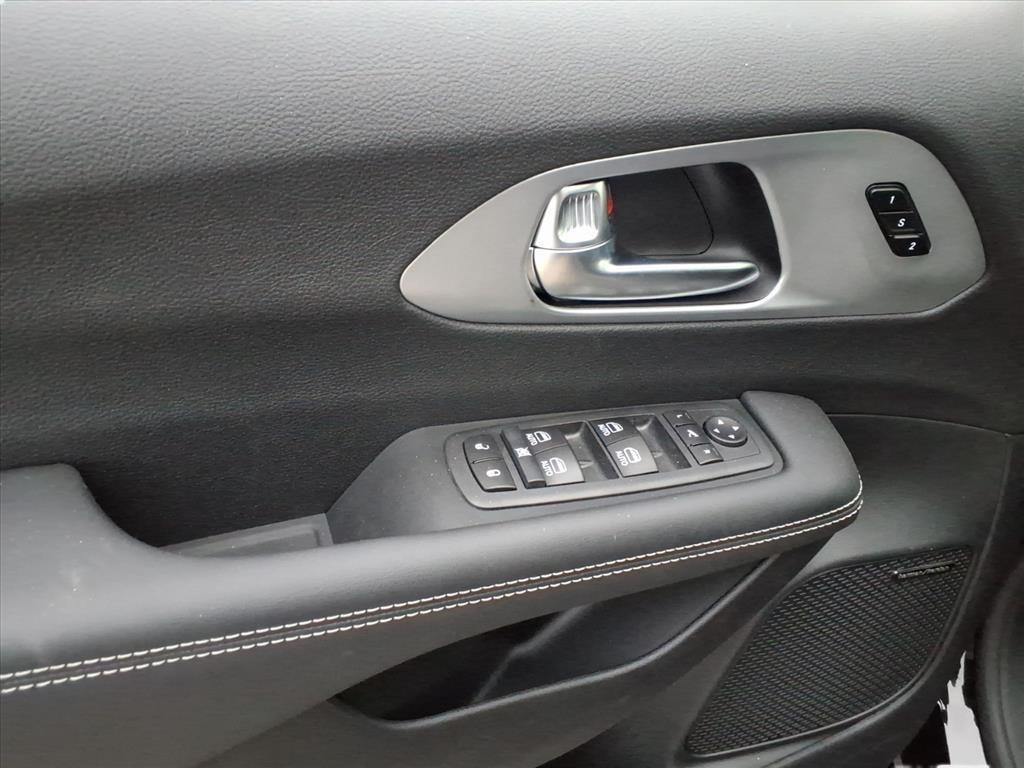 new 2026 Chrysler Pacifica car, priced at $42,455