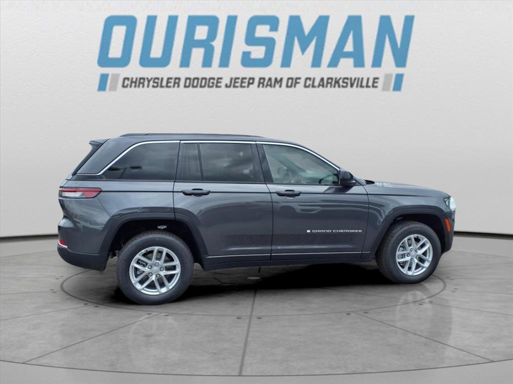 new 2025 Jeep Grand Cherokee car, priced at $33,969