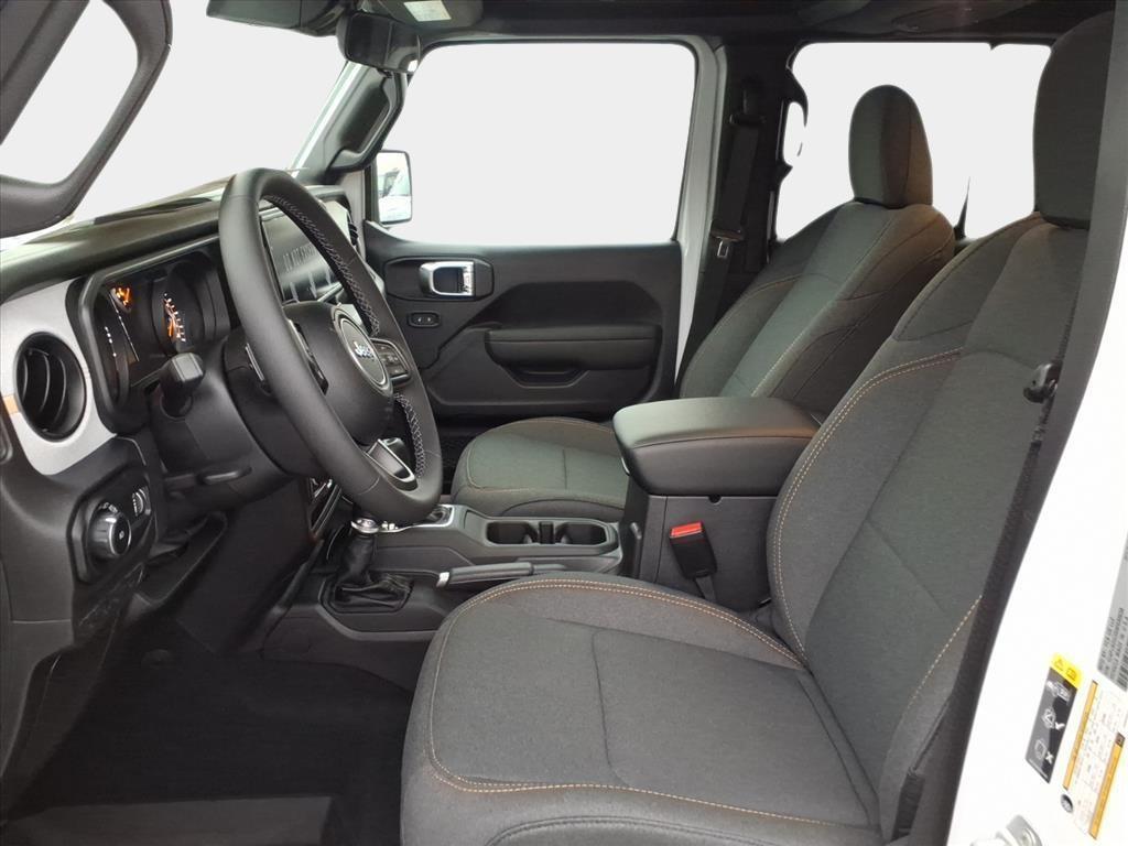 new 2025 Jeep Wrangler car, priced at $39,793