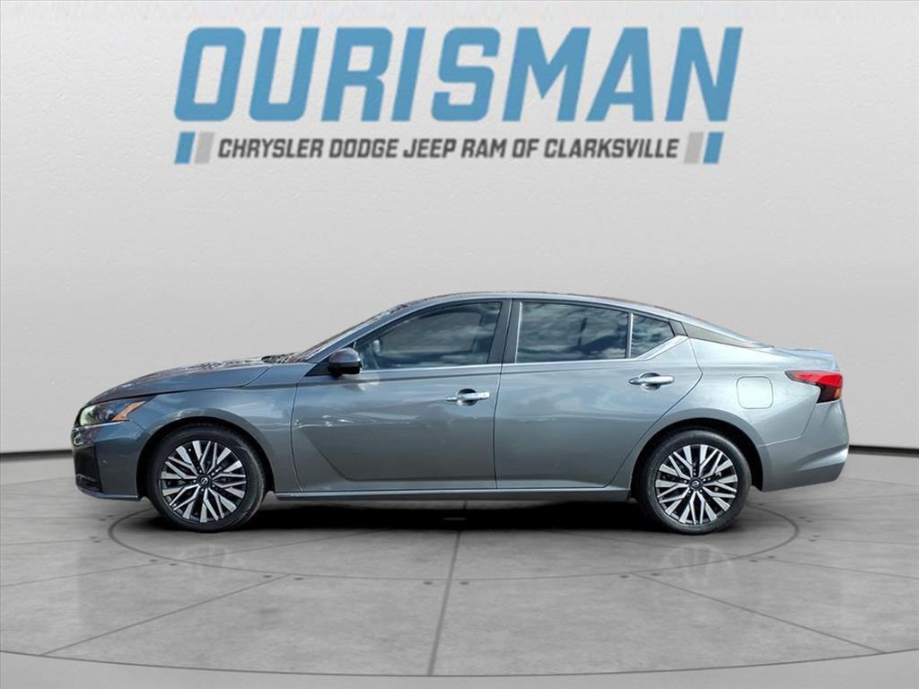 used 2023 Nissan Altima car, priced at $18,500