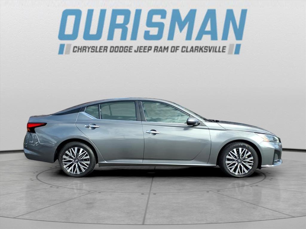 used 2023 Nissan Altima car, priced at $18,500