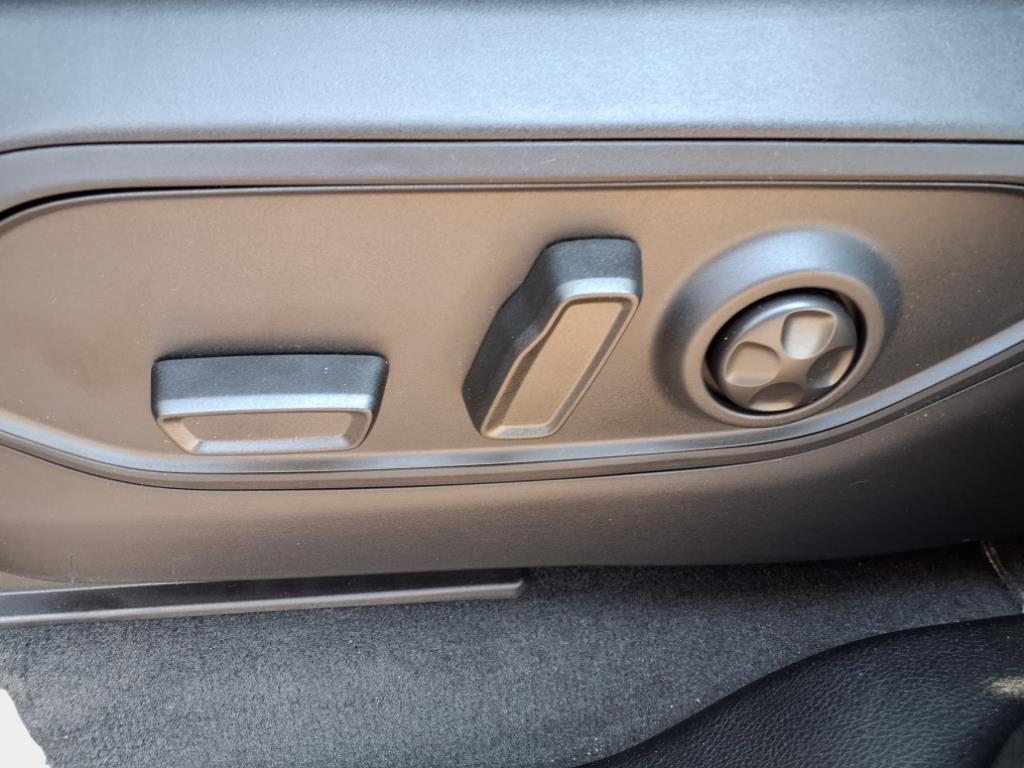 new 2025 Jeep Grand Cherokee L car, priced at $40,870