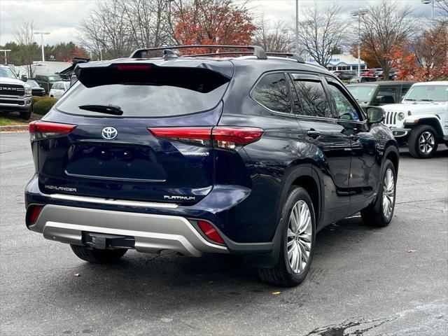 used 2023 Toyota Highlander Hybrid car, priced at $53,000