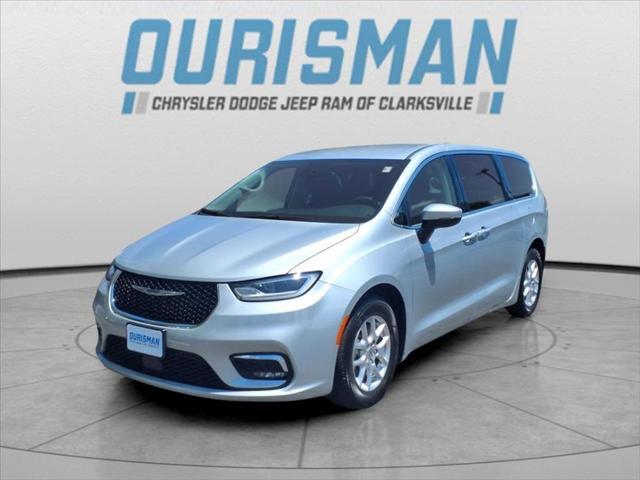 used 2023 Chrysler Pacifica car, priced at $21,000