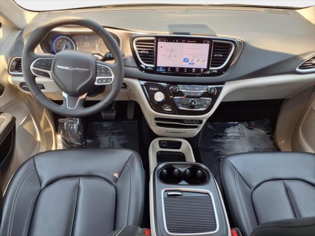 used 2023 Chrysler Pacifica car, priced at $21,000