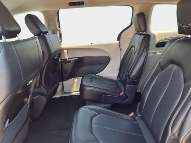 used 2023 Chrysler Pacifica car, priced at $21,000