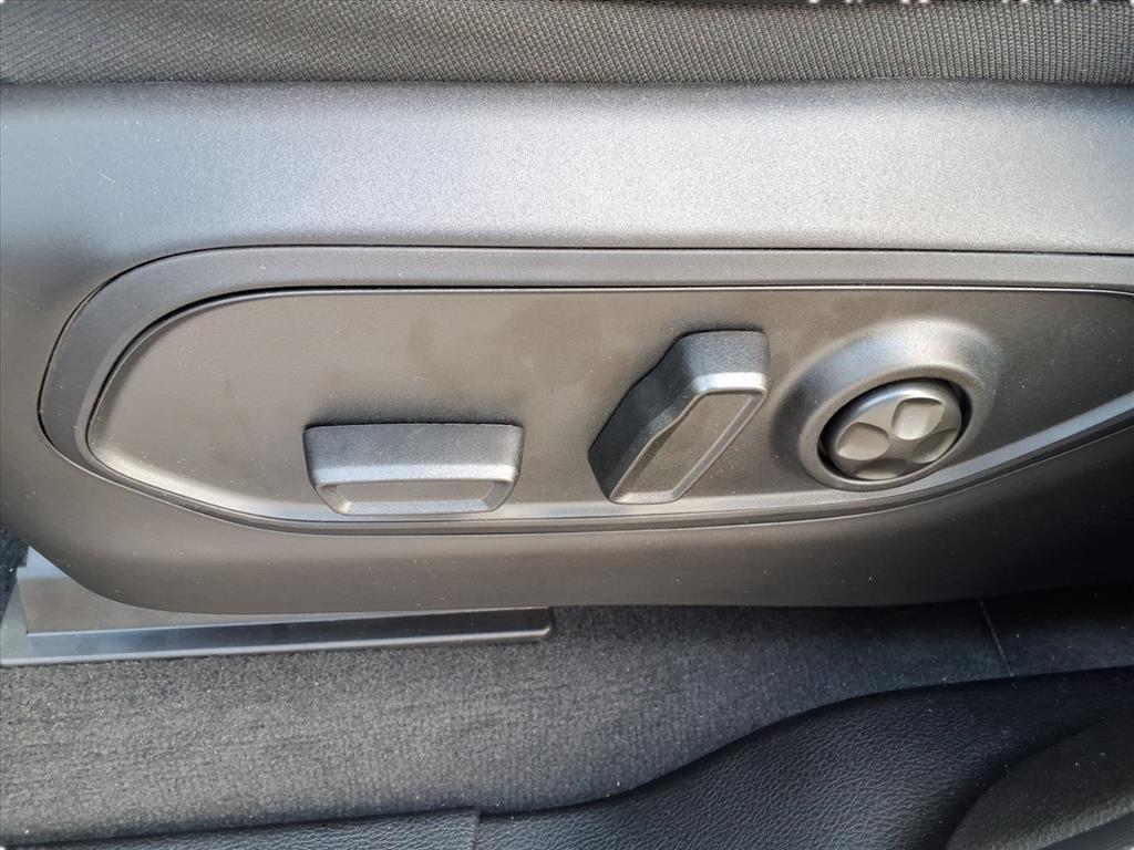 new 2025 Jeep Grand Cherokee car, priced at $35,765