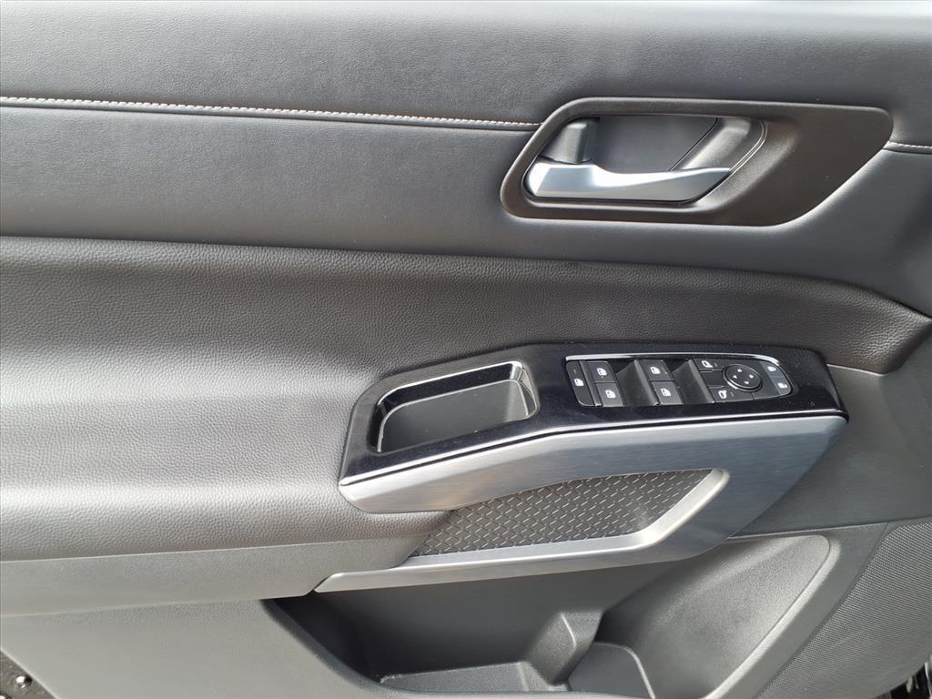 used 2024 Nissan Pathfinder car, priced at $31,960