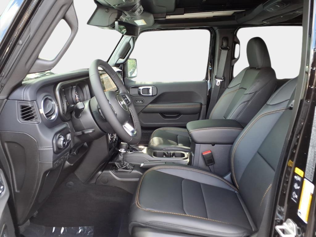 new 2025 Jeep Wrangler car, priced at $49,156