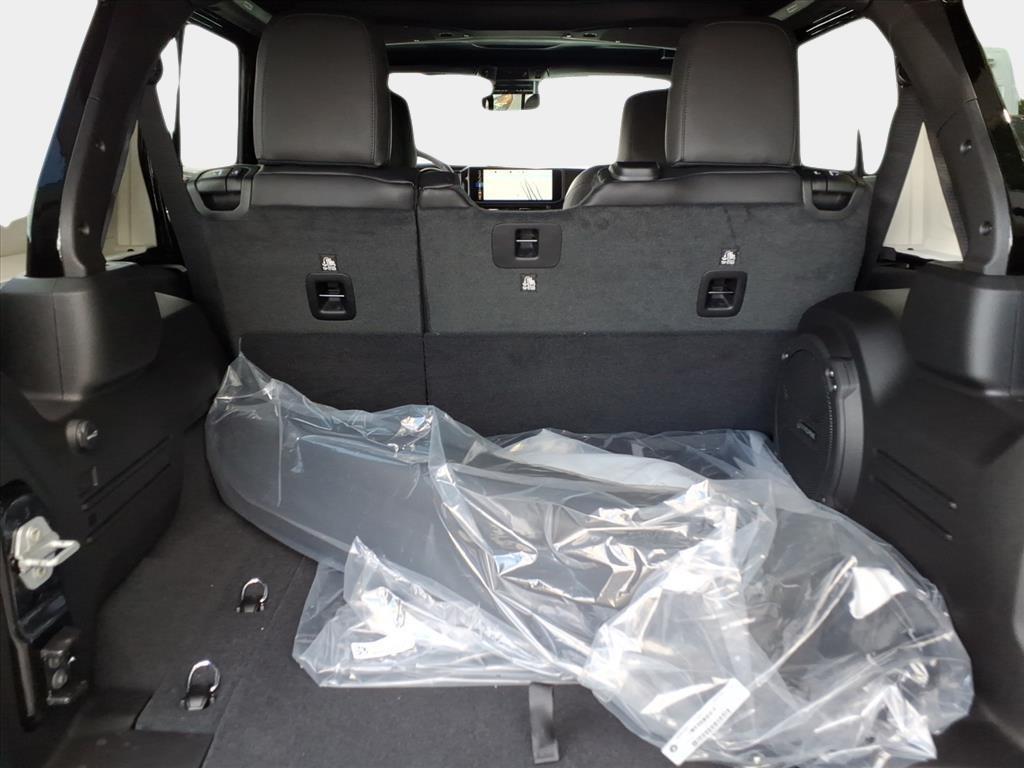 new 2025 Jeep Wrangler car, priced at $49,156