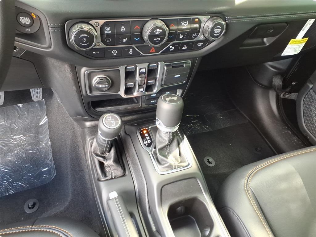 new 2025 Jeep Wrangler car, priced at $49,156