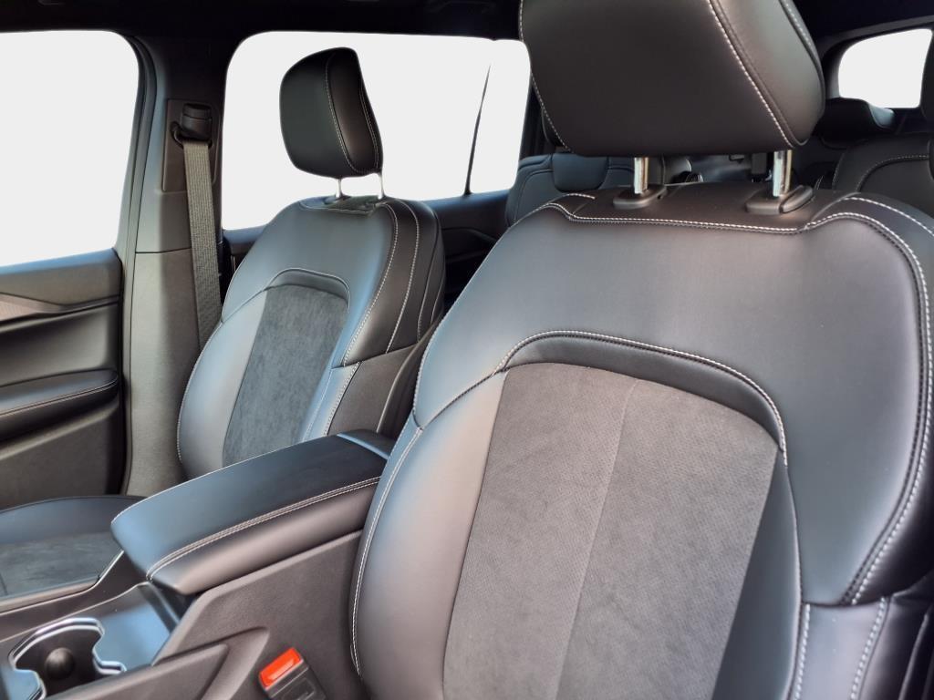 new 2025 Jeep Grand Cherokee L car, priced at $36,142