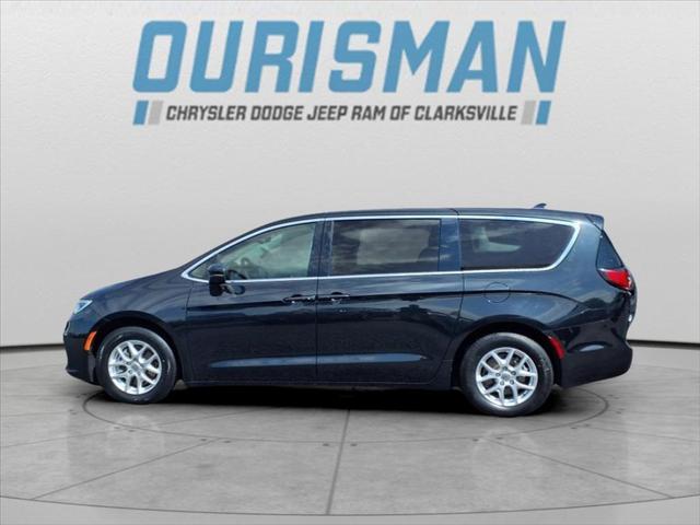 used 2023 Chrysler Pacifica car, priced at $22,000