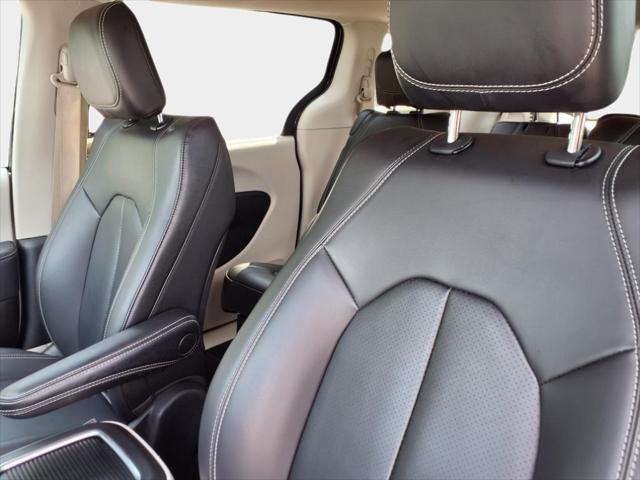 used 2023 Chrysler Pacifica car, priced at $22,000